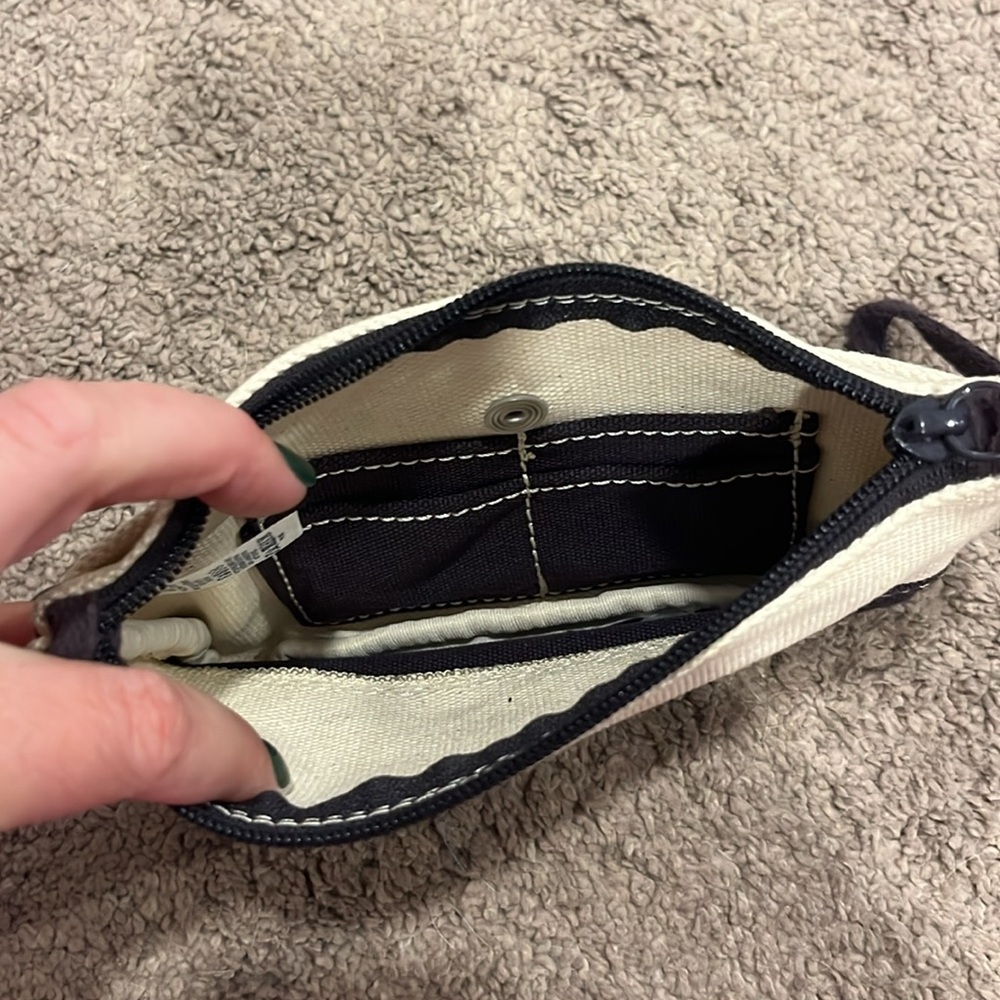 Landsend Canvas Wristlet - Picture 3 of 4